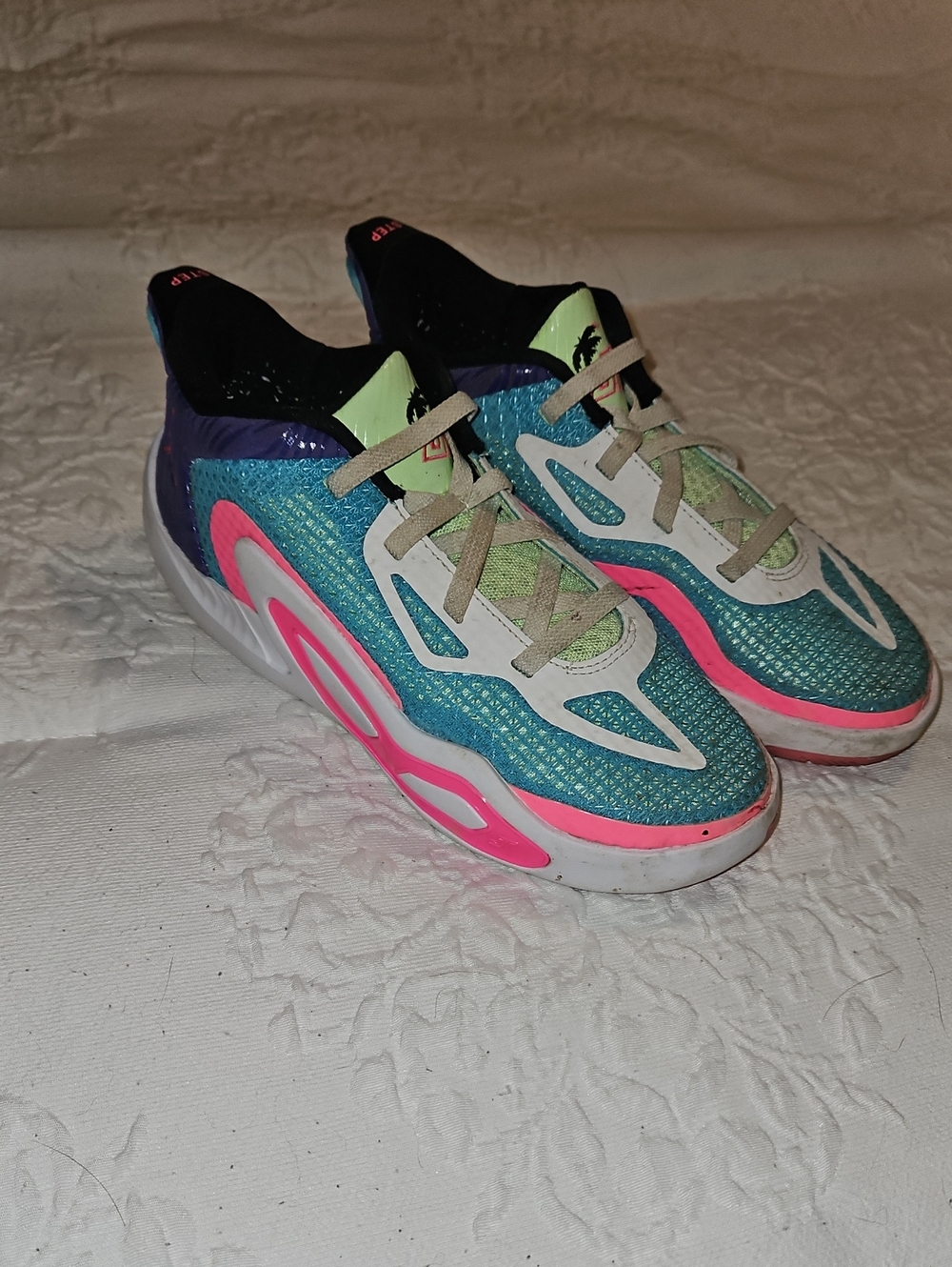Nike Jordan Tatum 1 Sneakers in Teal, Pink & Lime - Youth